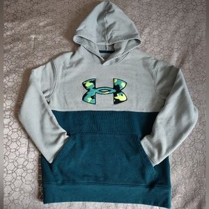 Under Armour Youth Logo Hoodie - EUC